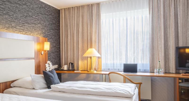 PLAZA INN Zwickau image