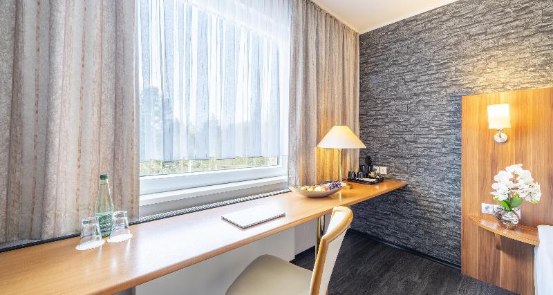 PLAZA INN Zwickau image