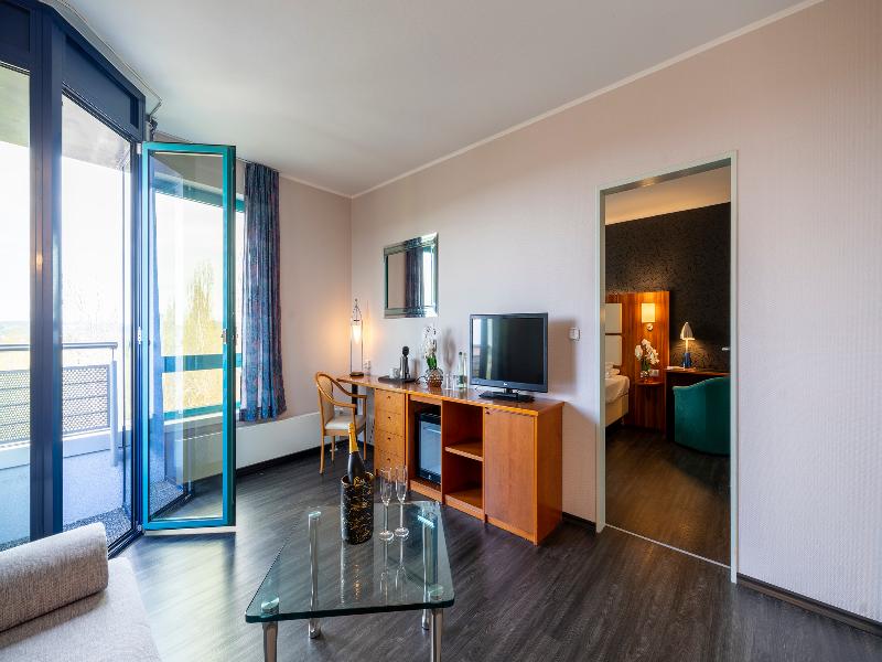PLAZA INN Zwickau image