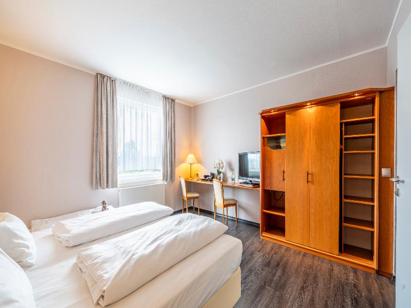 PLAZA INN Zwickau image