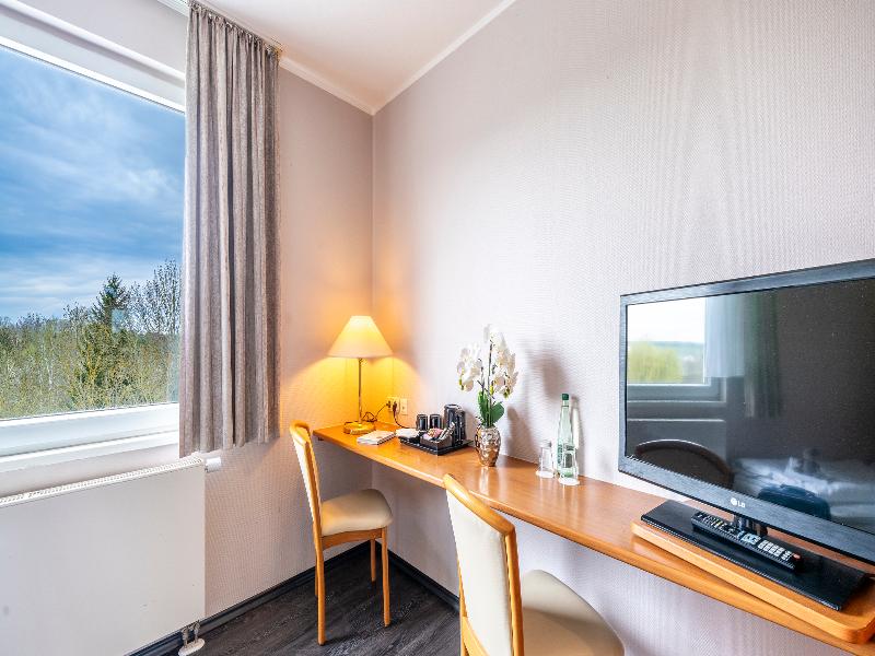 PLAZA INN Zwickau image