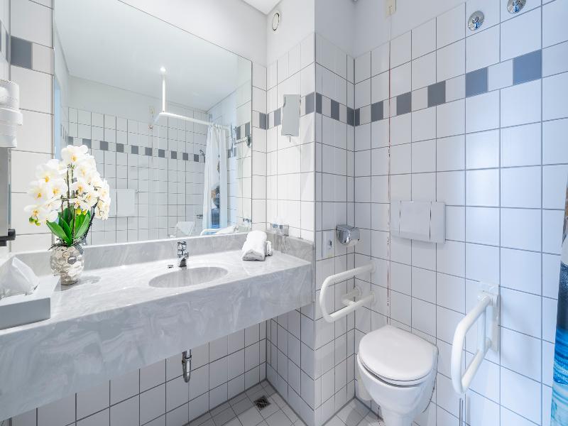 PLAZA INN Zwickau image