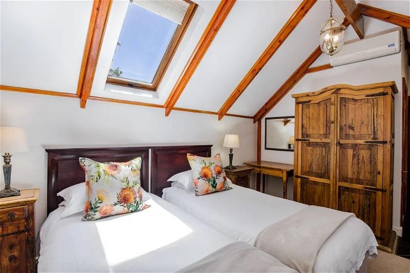 Roosenwijn Guest House image