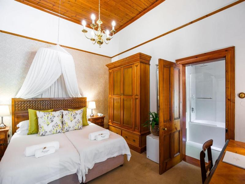Roosenwijn Guest House image