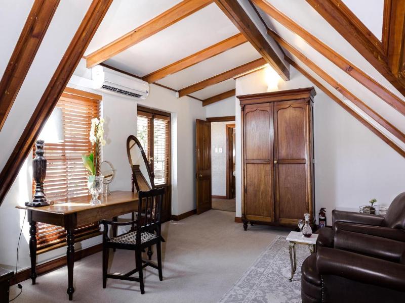 Roosenwijn Guest House image