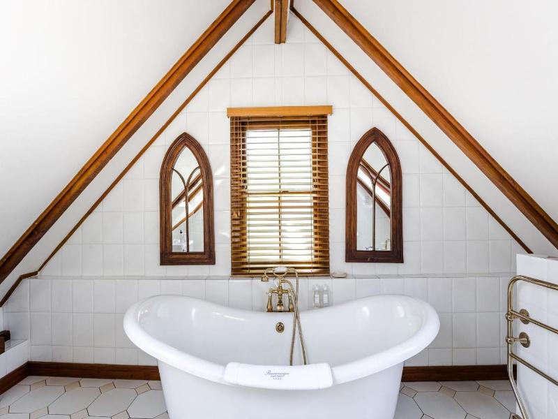 Roosenwijn Guest House image