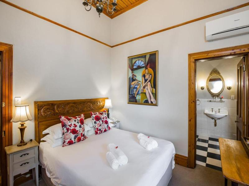 Roosenwijn Guest House image
