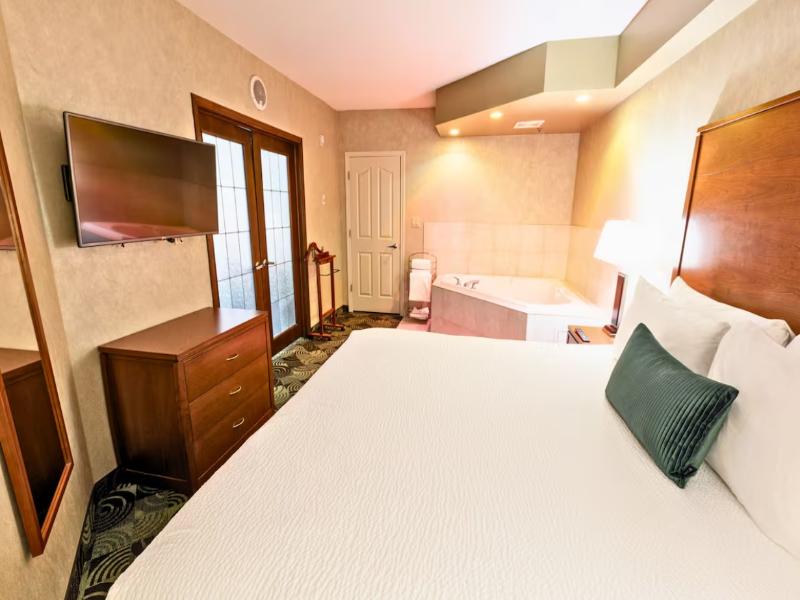 Deerfoot Inn - Casino & Waterpark Hotel image