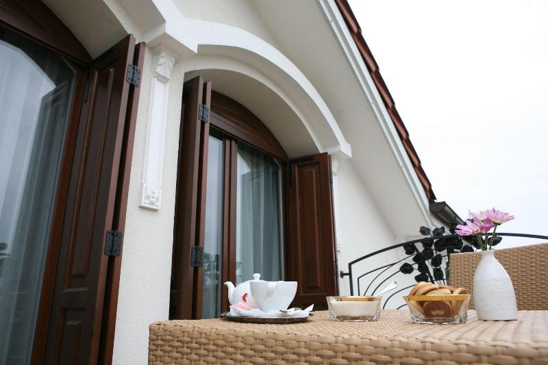 Hotel Vila Viktorija image