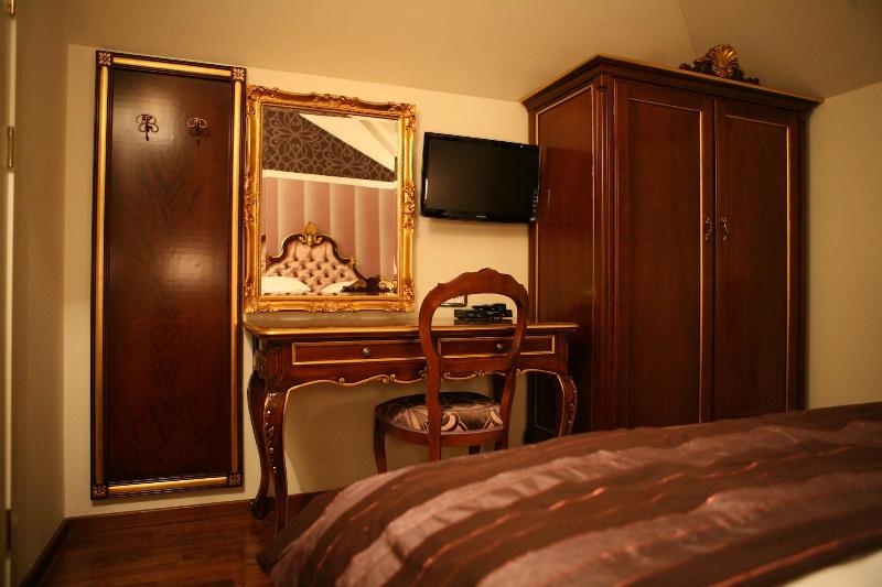 Hotel Vila Viktorija image