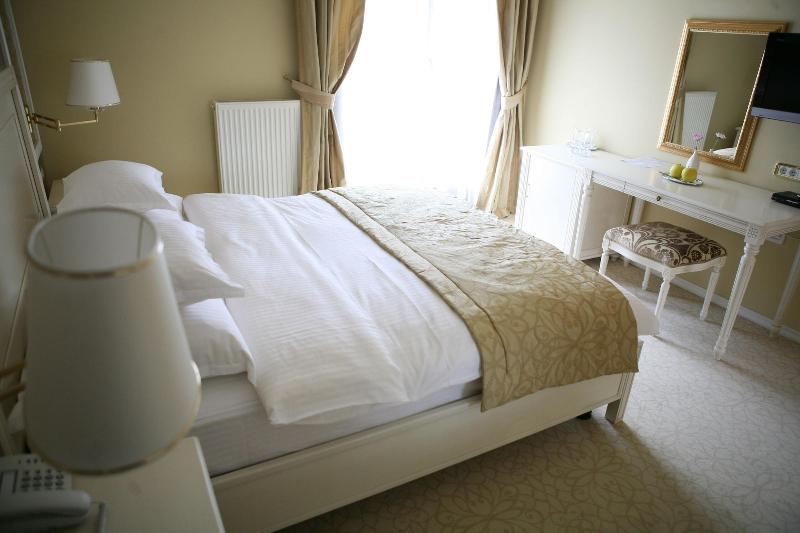 Hotel Vila Viktorija image