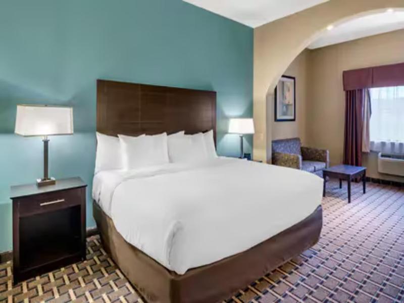 Comfort Suites Clovis North image