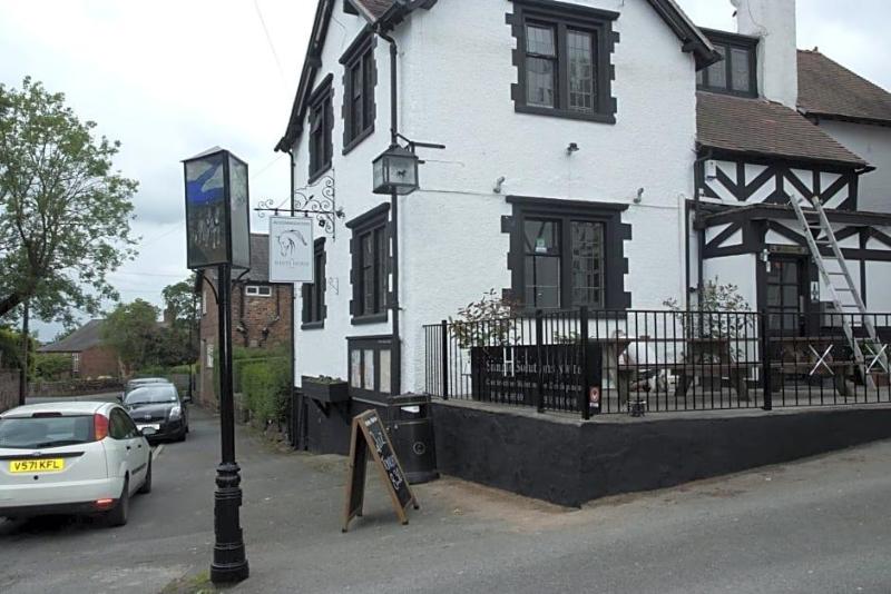 White Horse Inn image