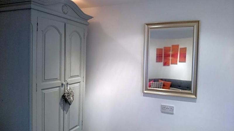 White Horse Inn image