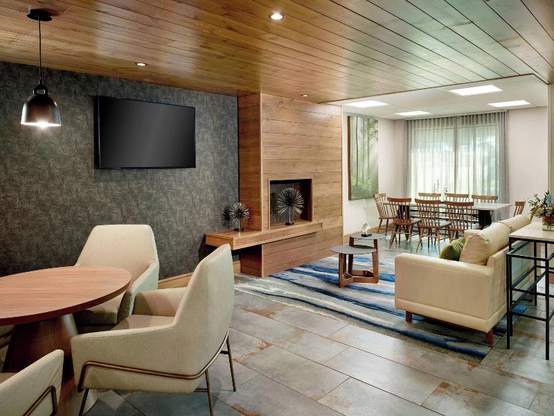 Fairfield Inn & Suites Asheville South/Biltmore Sq image