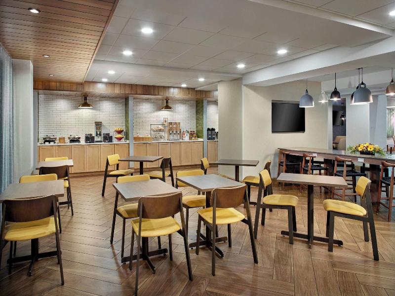 Fairfield Inn & Suites Asheville South/Biltmore Sq image