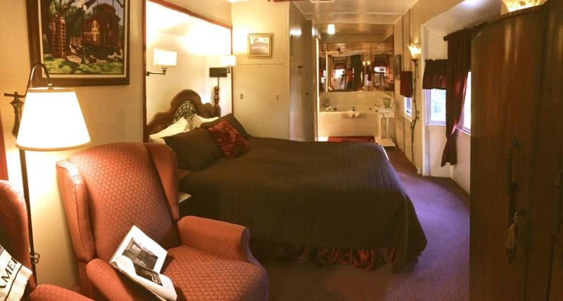 Featherbed Railroad Company image