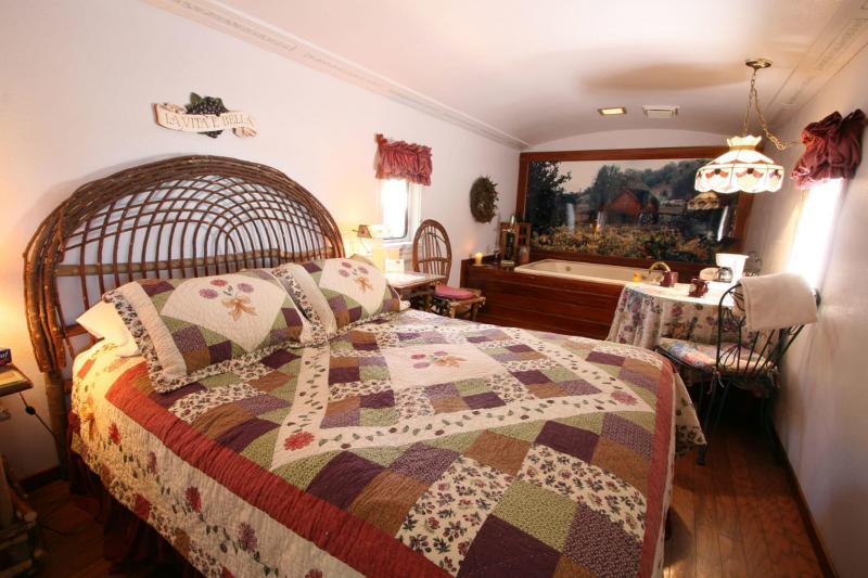 Featherbed Railroad Company image