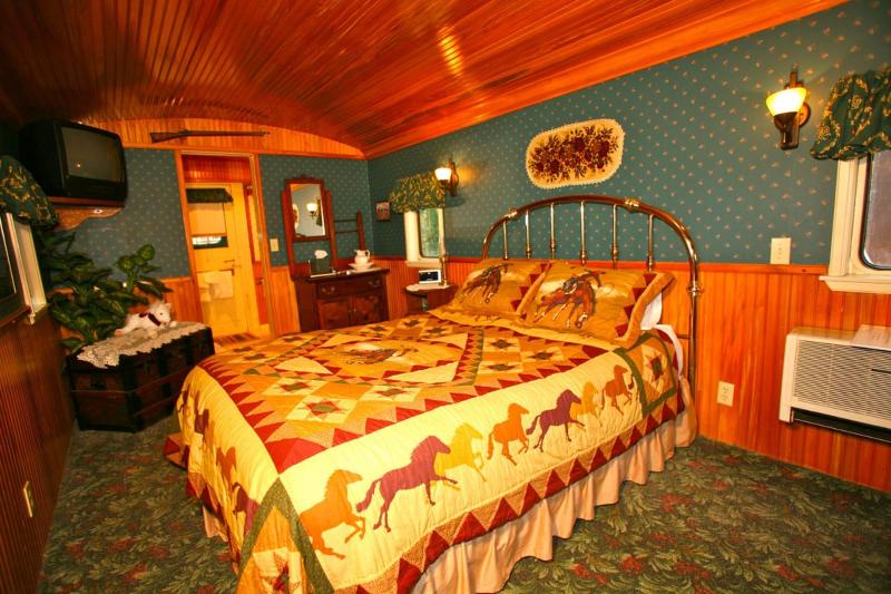 Featherbed Railroad Company image