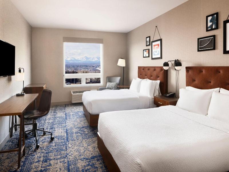 Four Points by Sheraton Calgary Airport image