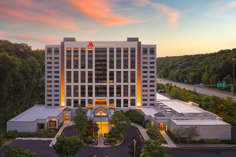 Pittsburgh Airport Marriott image