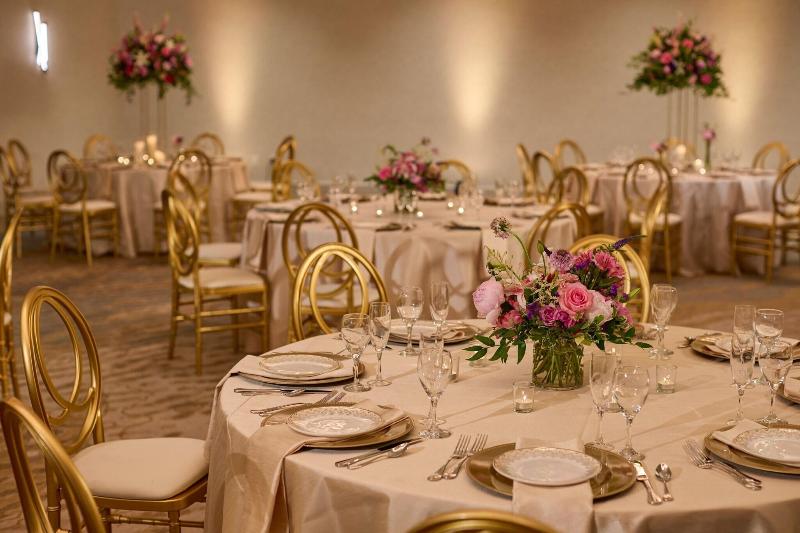 Pittsburgh Airport Marriott image