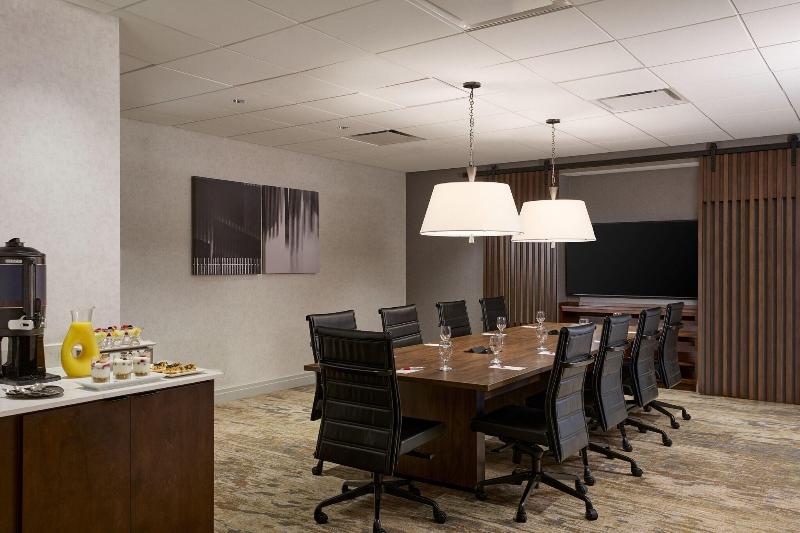Pittsburgh Airport Marriott image