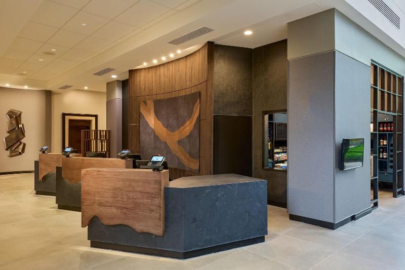 Pittsburgh Airport Marriott image