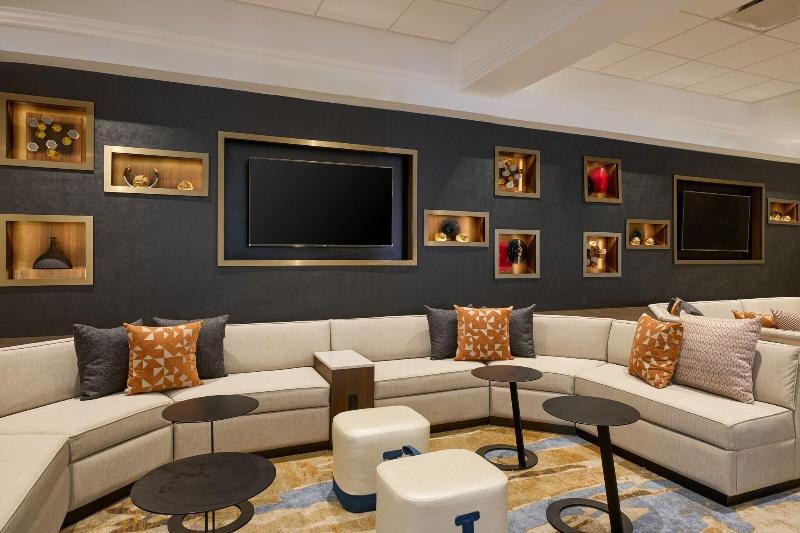 Pittsburgh Airport Marriott image