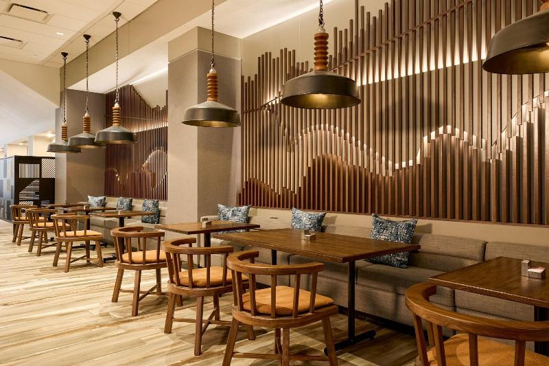 Pittsburgh Airport Marriott image