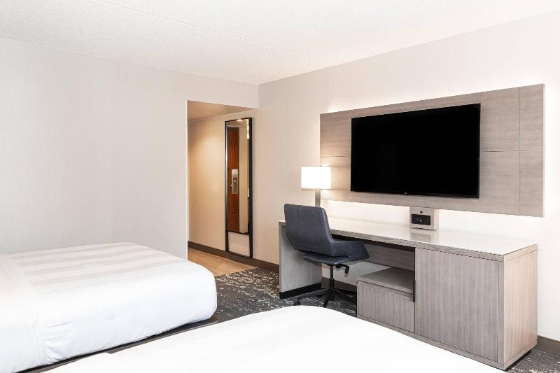 Pittsburgh Airport Marriott image