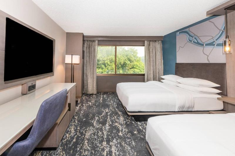 Pittsburgh Airport Marriott image
