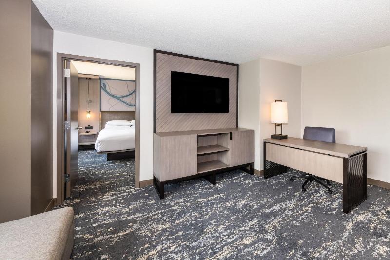 Pittsburgh Airport Marriott image