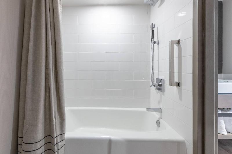 Pittsburgh Airport Marriott image