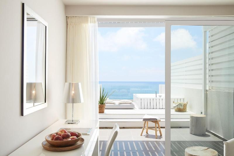 Lichnos Beach image