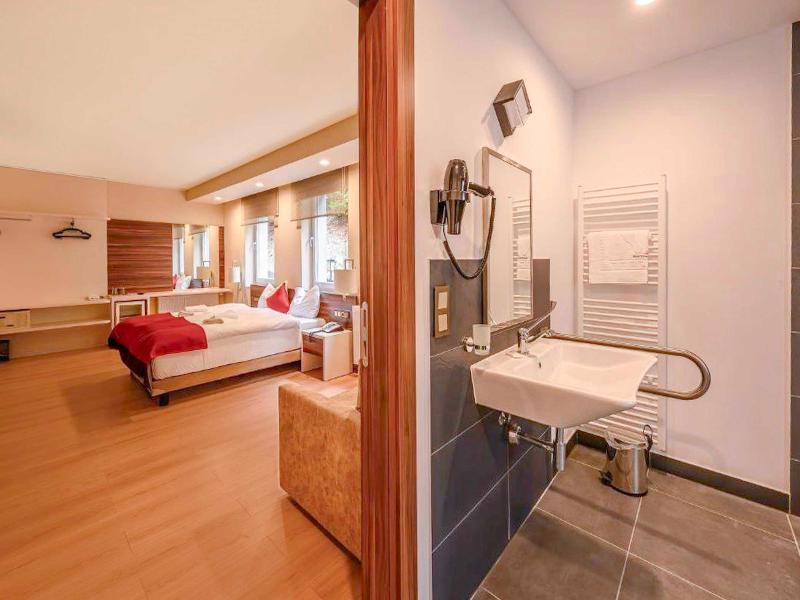 Sunday Schwarzbachtal Hideaway Resort image