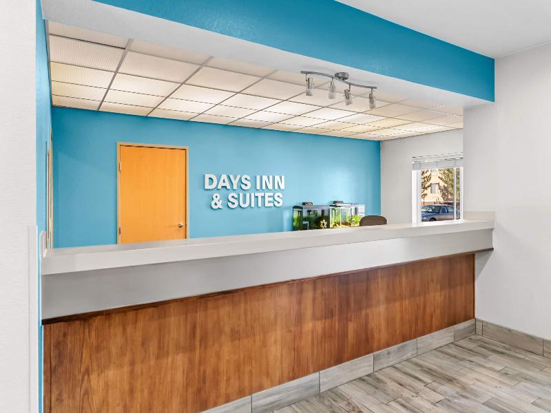 Days Inn & Suites by Wyndham Castle Rock image