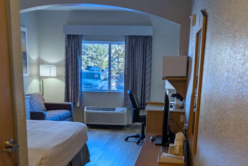 Days Inn & Suites by Wyndham Castle Rock image
