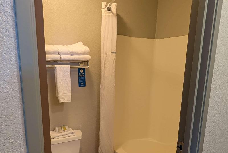 Days Inn & Suites by Wyndham Castle Rock image
