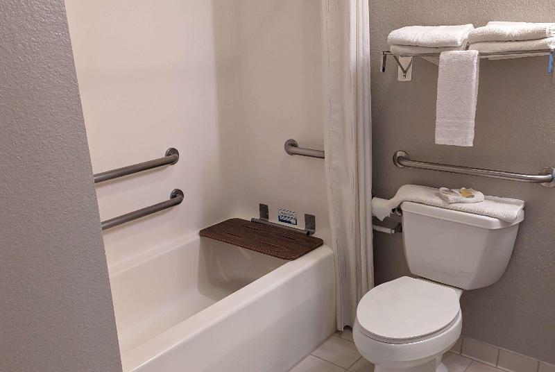 Days Inn & Suites by Wyndham Castle Rock image