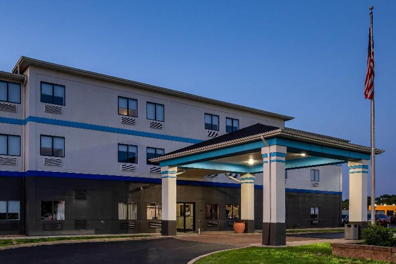 Days Inn by Wyndham Collinsville