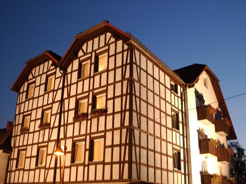 Adler Golf- & Tagungshotel image