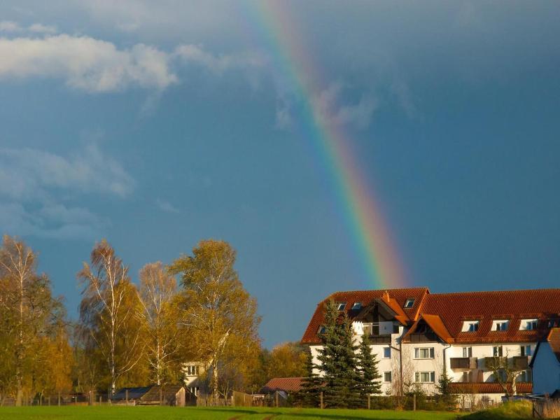 Adler Golf- & Tagungshotel image