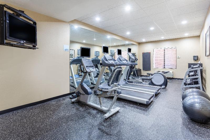 Holiday Inn Express Charles Town image