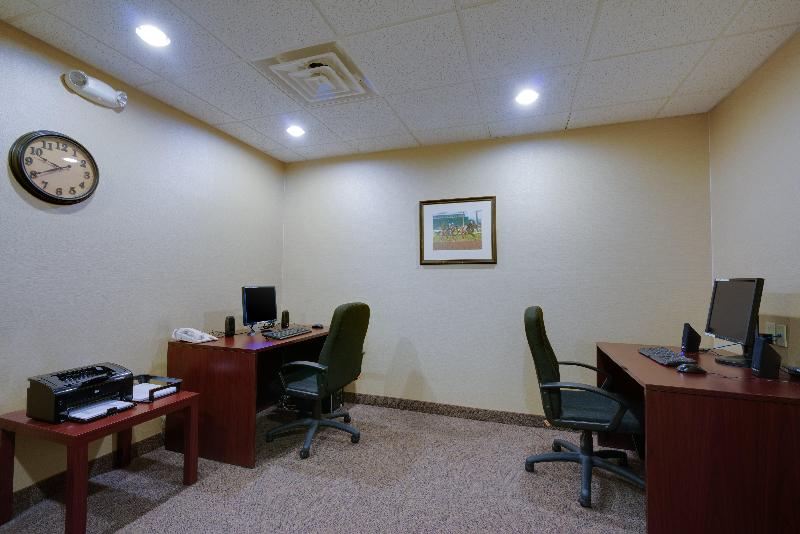 Holiday Inn Express Charles Town image