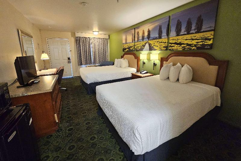 Days Inn by Wyndham Westley image