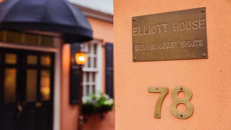 Elliott House Inn image