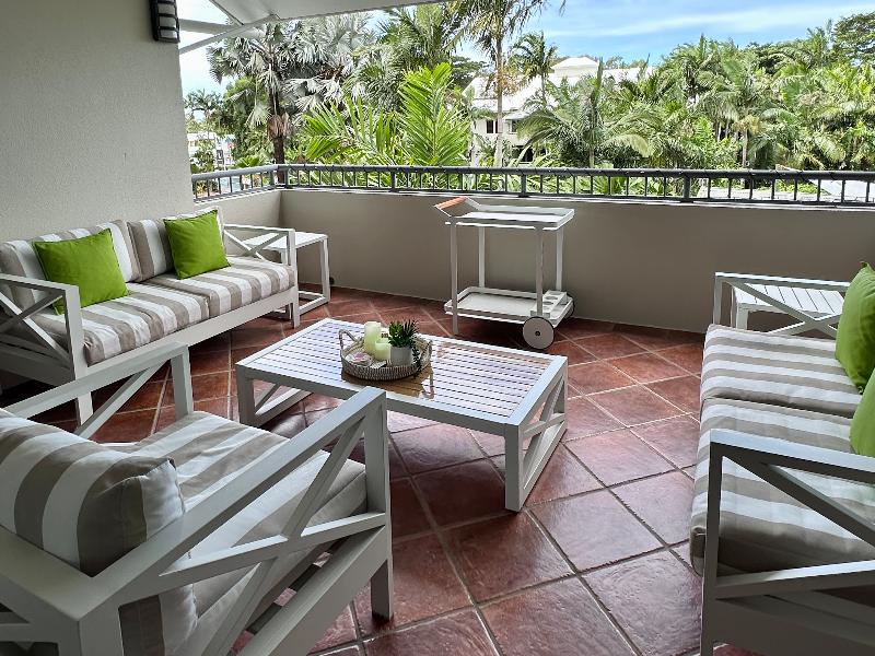 Oasis at Palm Cove image