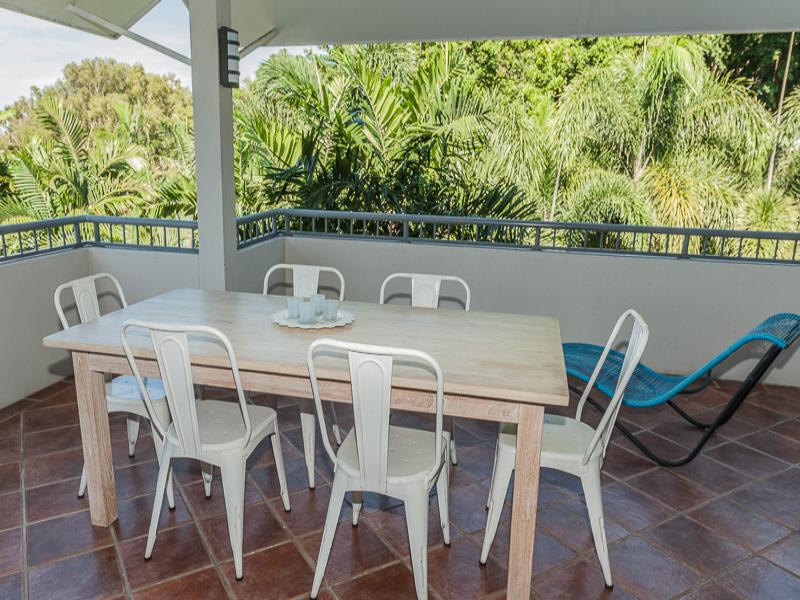 Oasis at Palm Cove image