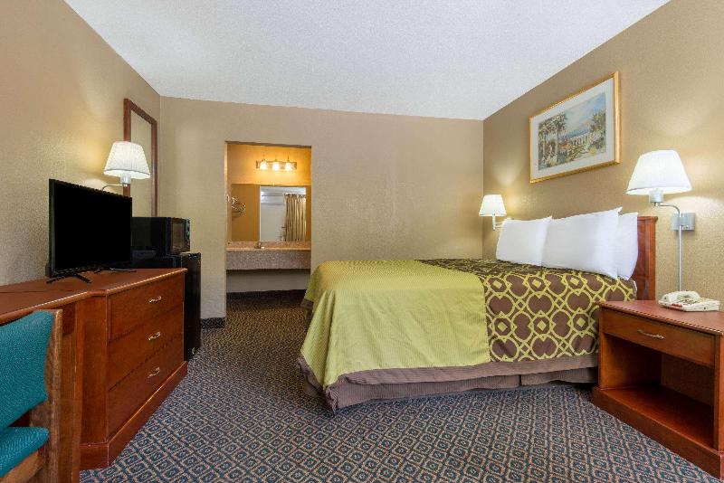 Bed room